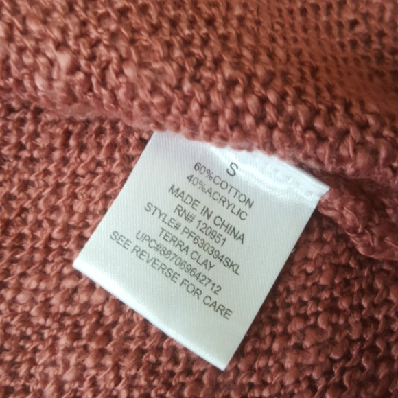 Pink Republic Cold Shoulder Sweater, Sz S - Picture 6 of 8